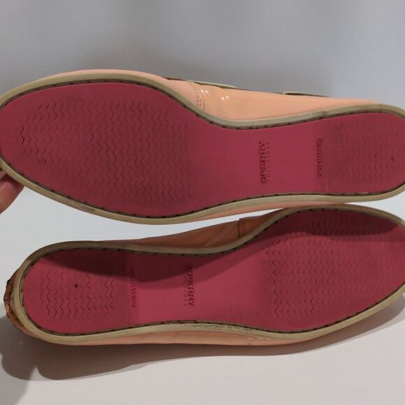 Sperry Peach Patent Boat Shoes size 10M - Picture 5 of 11